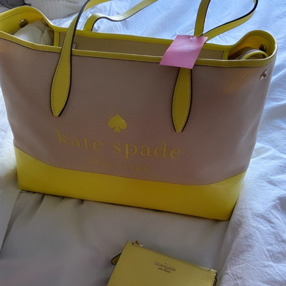 Street Tote